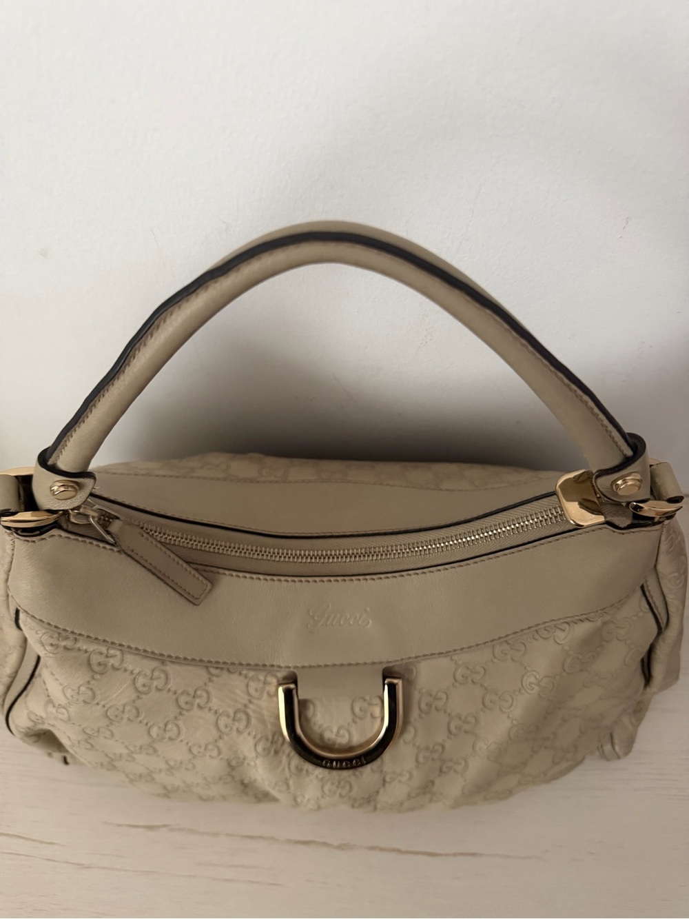 Gucci Beige Monogram Hobo Shoulder Bag with Gold D-Ring - Picture 4 of 13